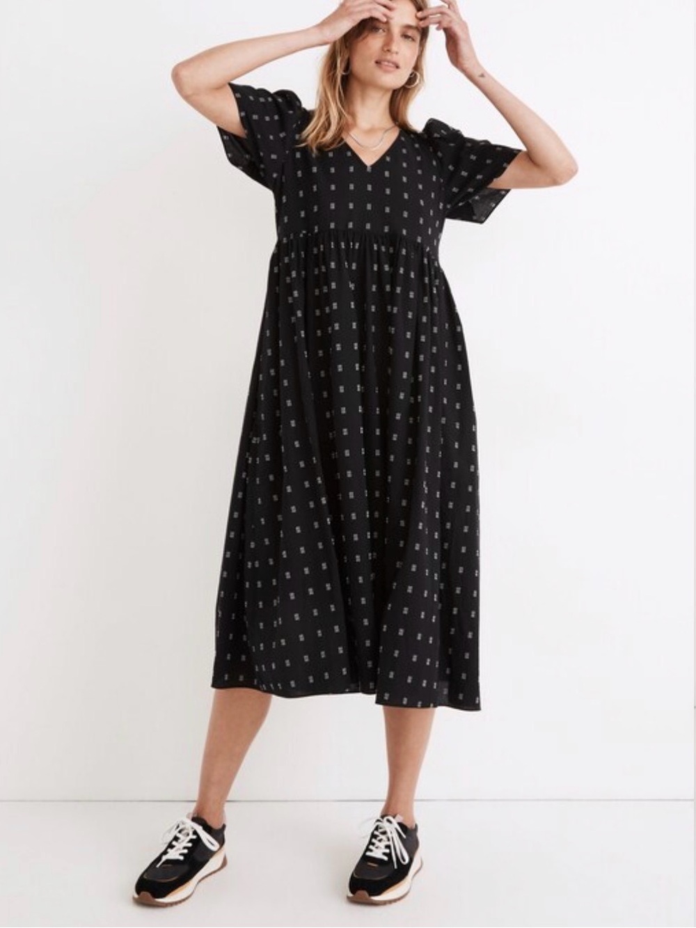 Madewell Dobby Puff Sleeve V-neck Midi Dress, size XS